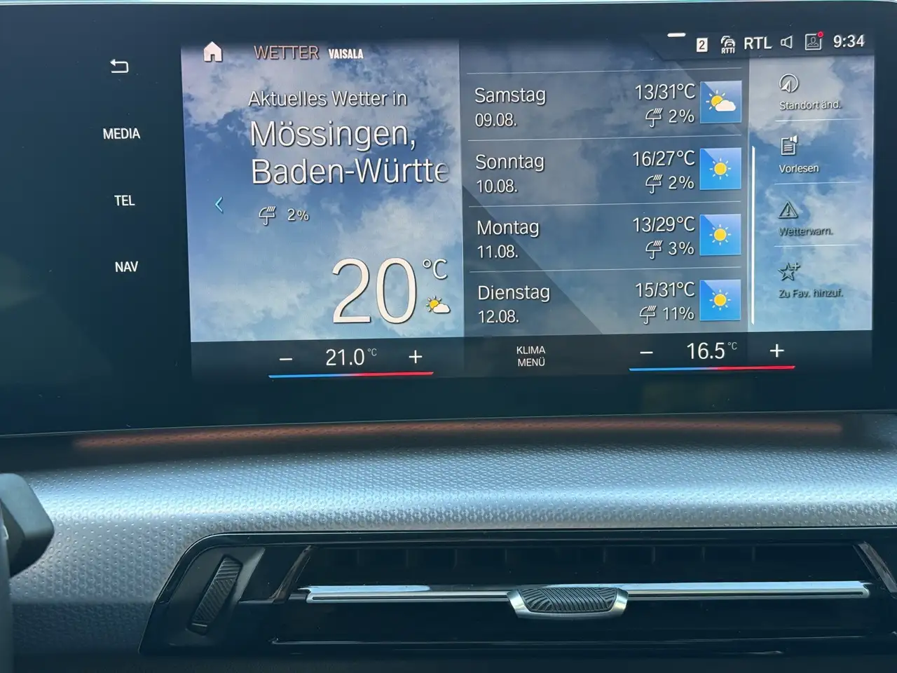 BMW 218 i M Sport AT LED/LEDER/HUD/SIDE/RFK/WIDESCREEN — Vehicle gallery 30