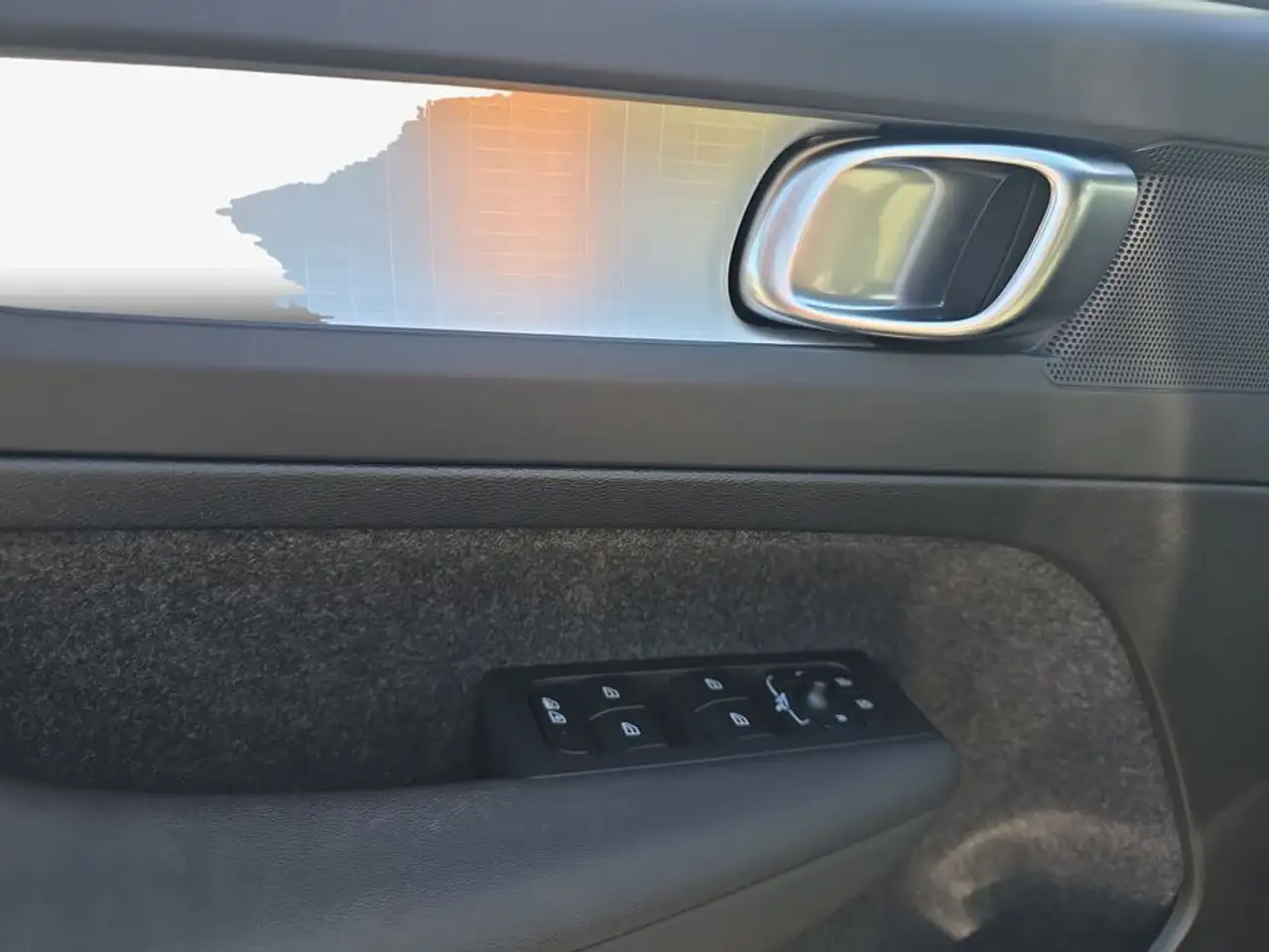 Volvo Sonstige XC 40 B3 2WD Core +ANHÄNGERKUPPLUNG+LED+SHZ+PDC — Galerie du véhicule 15