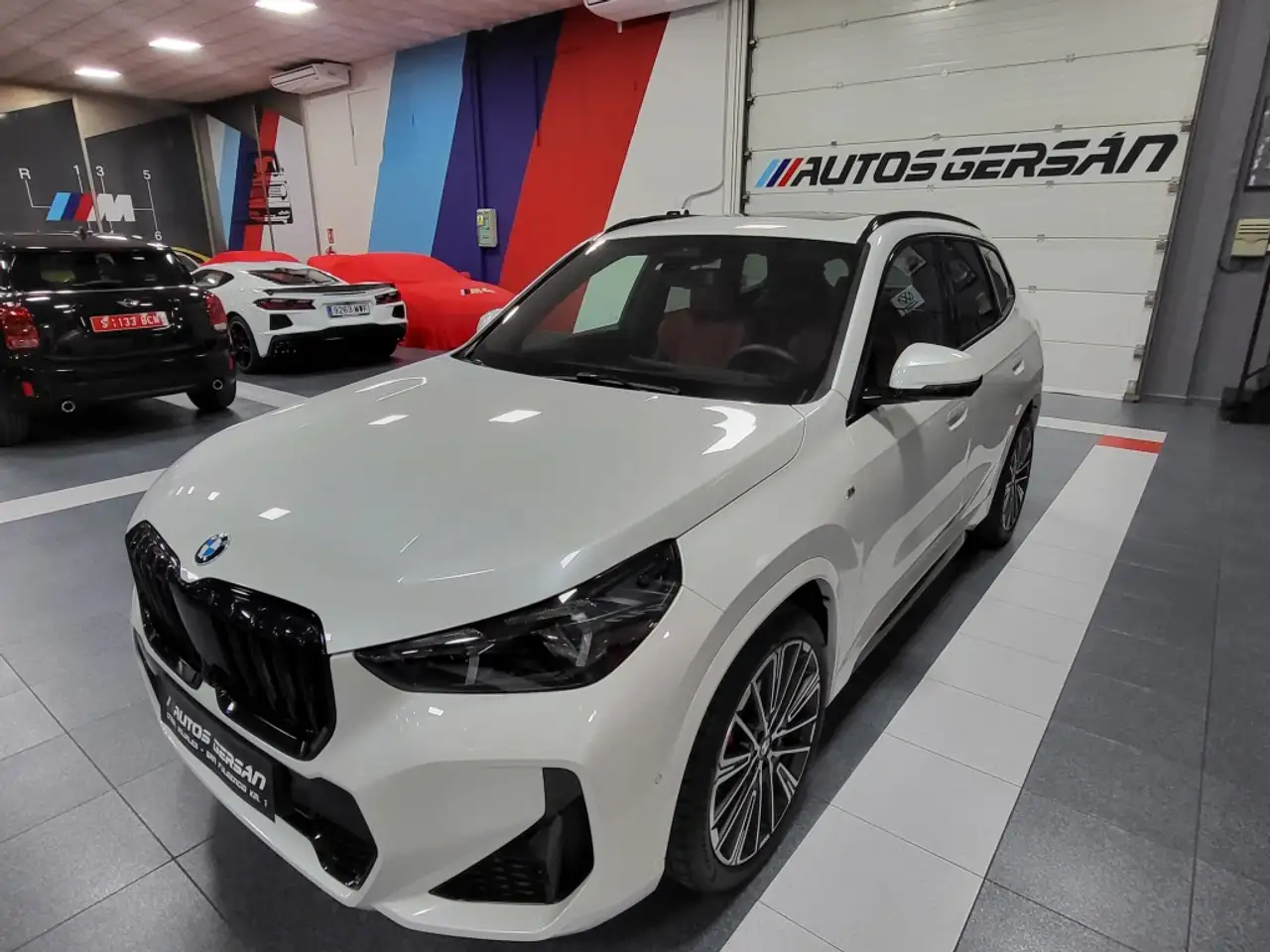 BMW X1 Todoterreno Automático de 5 Puertas — معرض صور السيارة 6