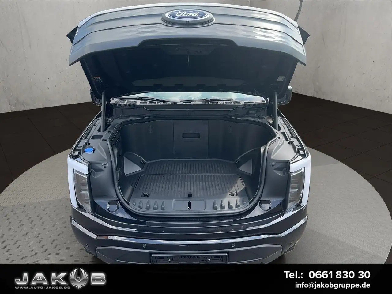Ford F 150 Lightning Lariat 510A - German homologa... — Vehicle gallery 8