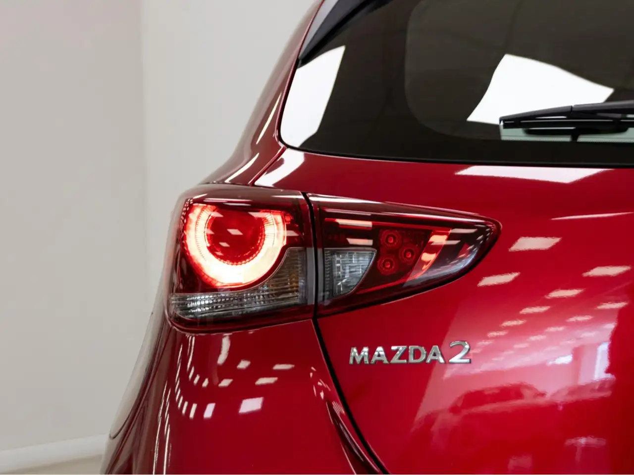 Mazda 2 1.5 e-Skyactiv G Center-Line 66kW — معرض صور السيارة 22