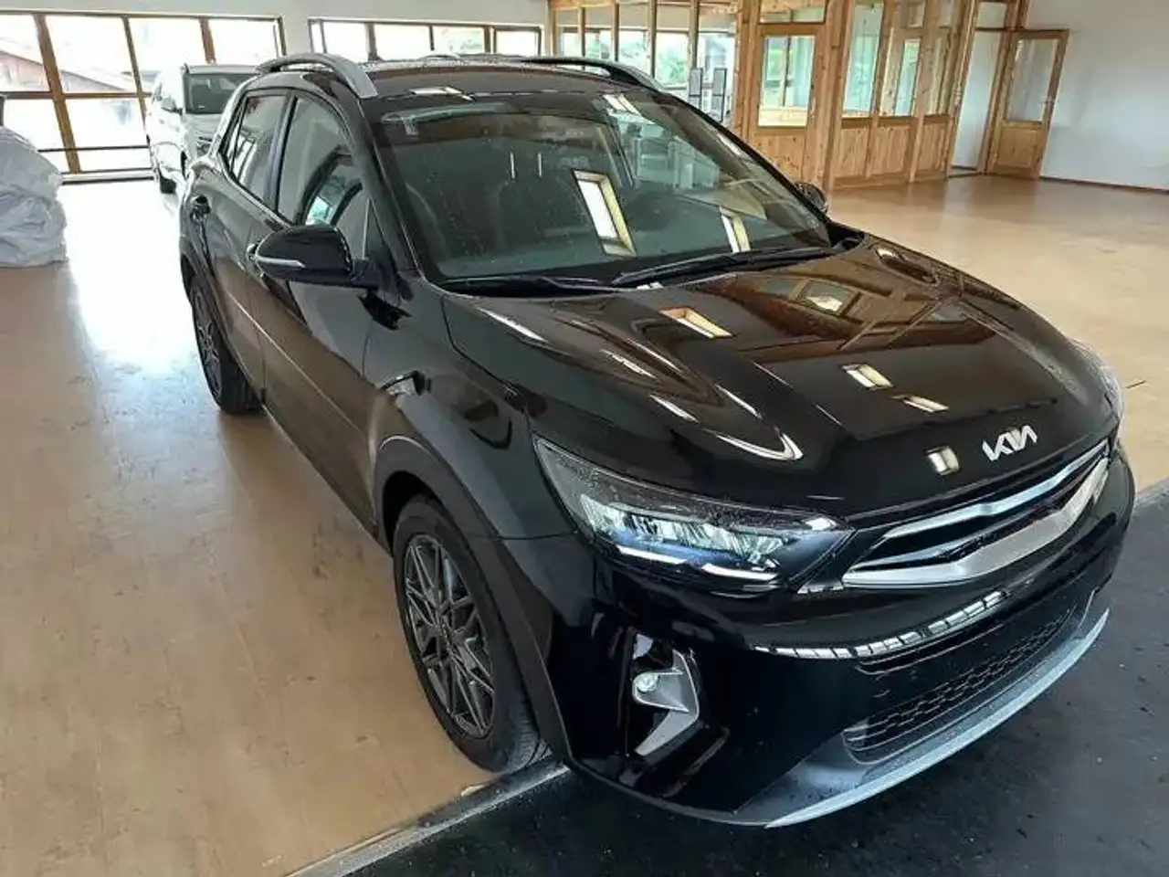 Kia Stonic 1.0 T-GDI 100 Nightline Edition — معرض صور السيارة 2