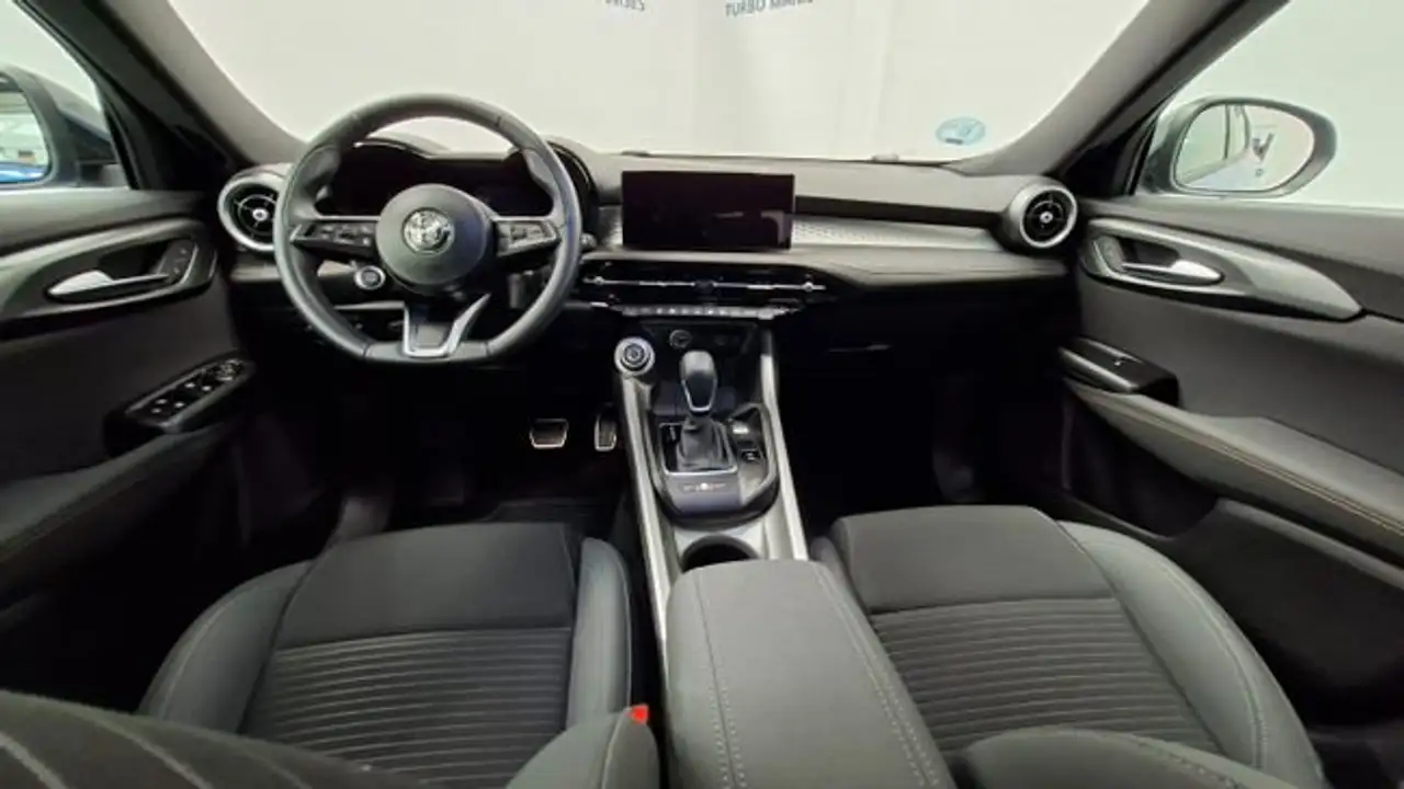Alfa Romeo Tonale 1.6 DS Sprint FWD — معرض صور السيارة 12