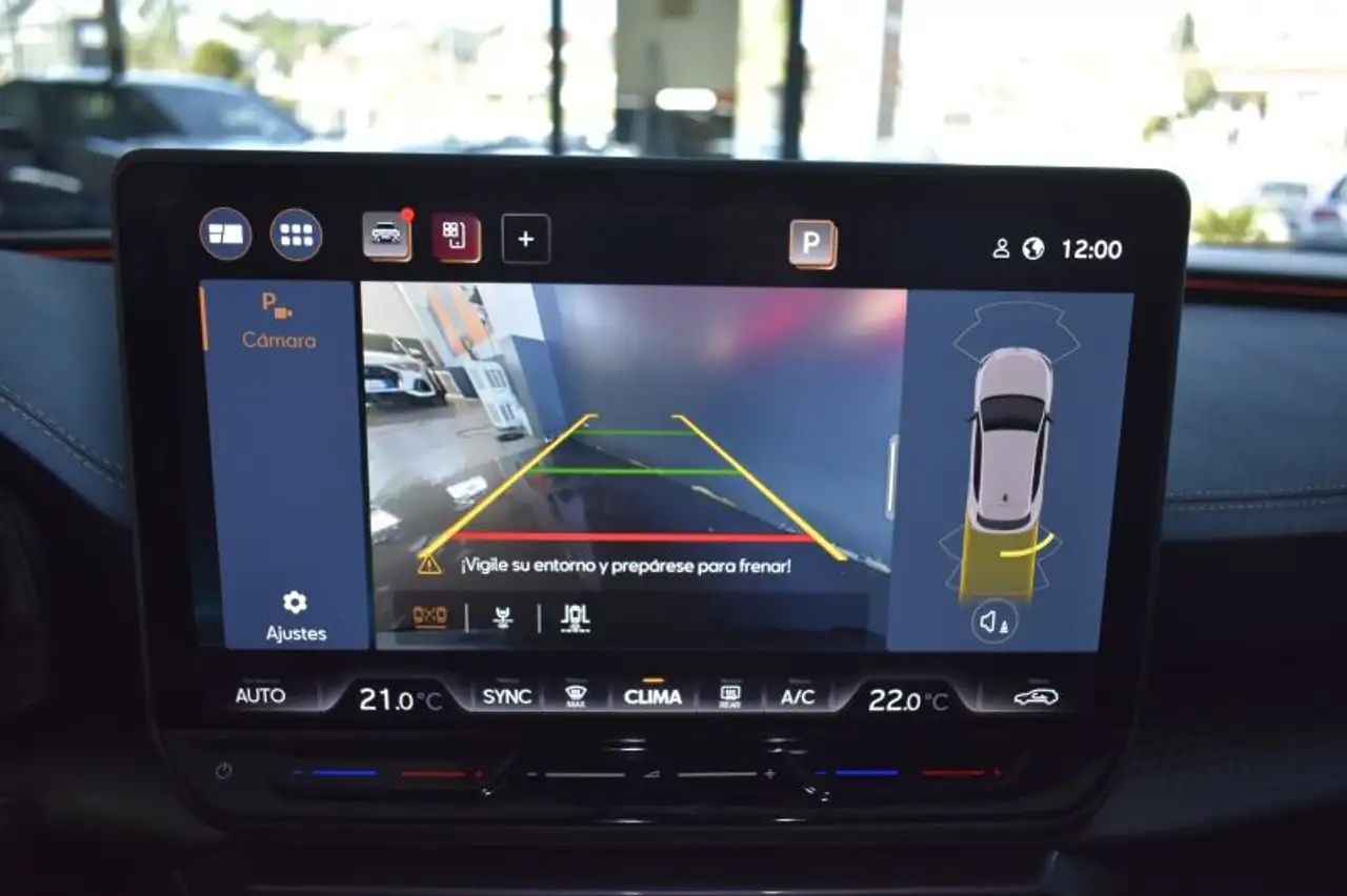 CUPRA Leon 1.5 eTSI 110 DSG — Galerie du véhicule 8