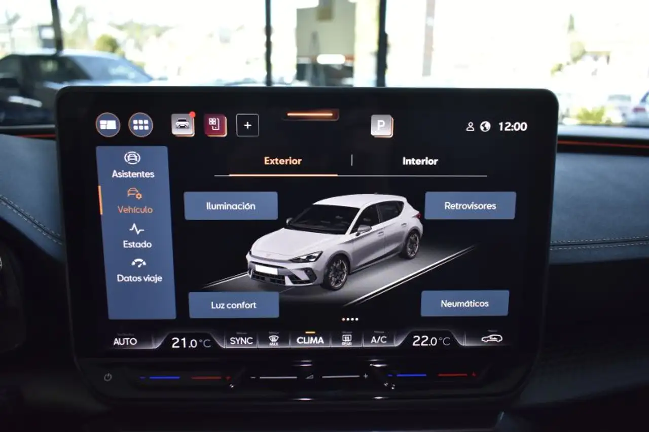 CUPRA Leon 1.5 eTSI 110 DSG — Galerie du véhicule 11