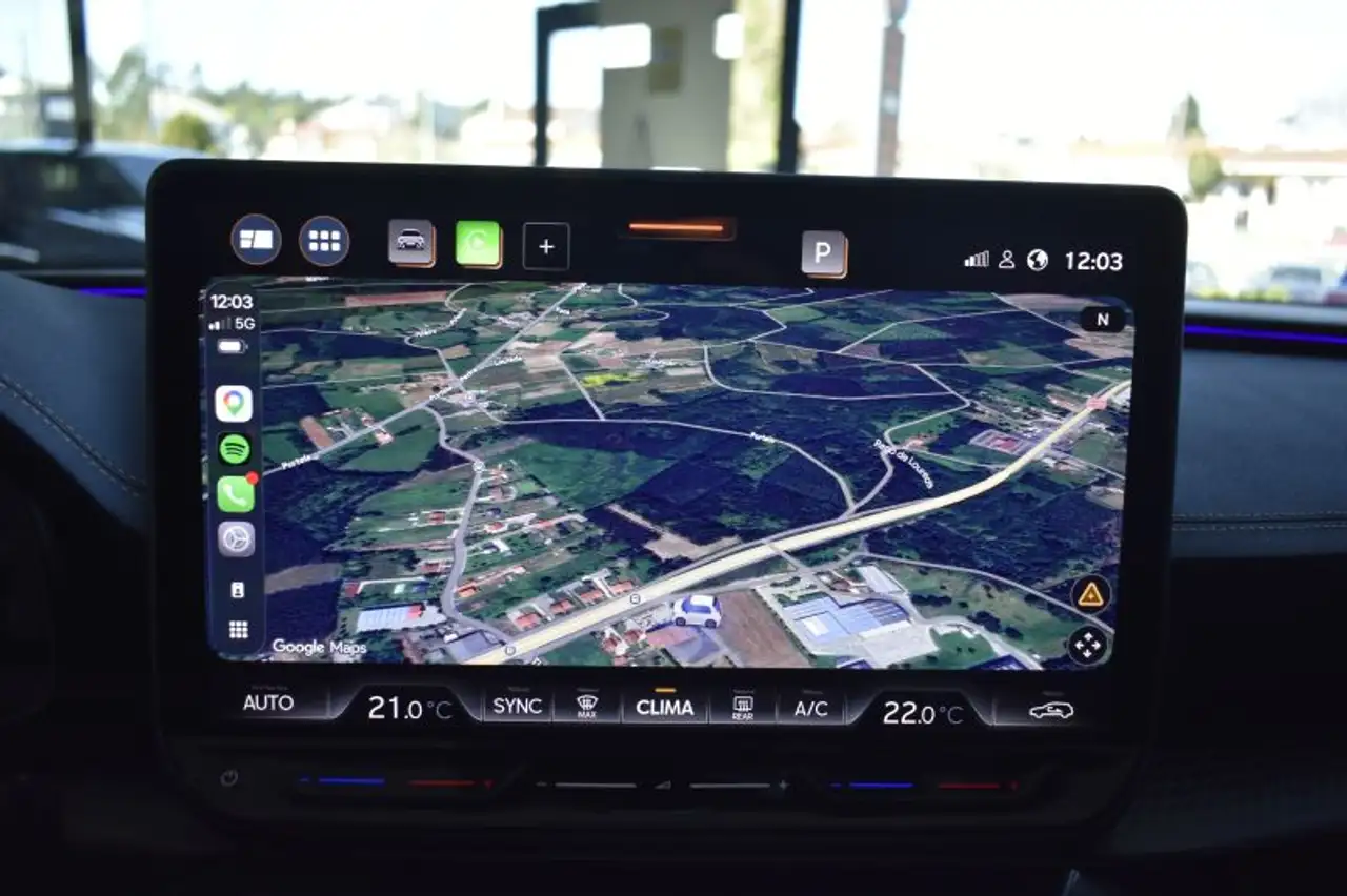 CUPRA Leon 1.5 eTSI 110 DSG — Galerie du véhicule 9