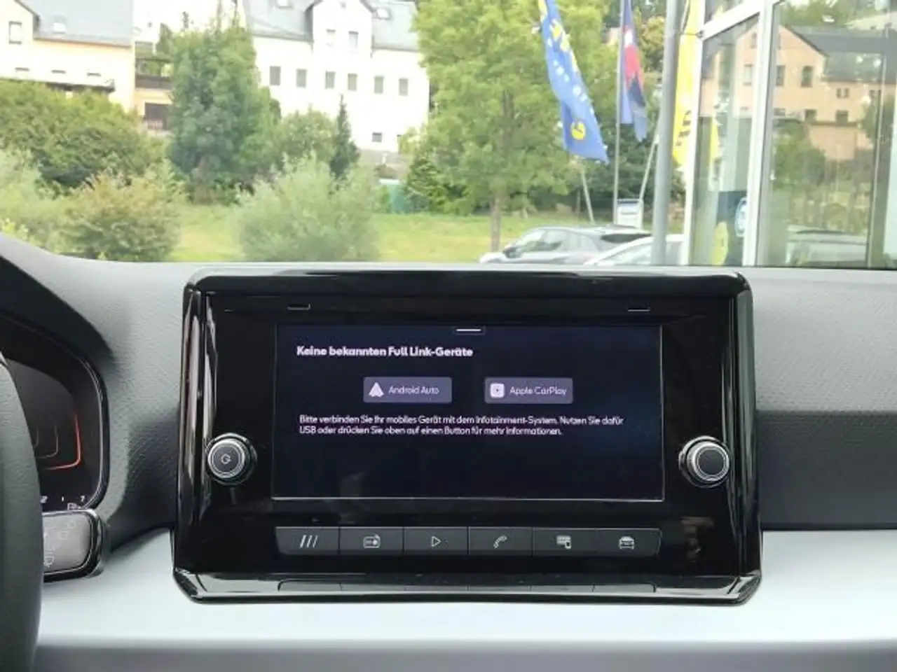 SEAT Arona ARONA STYLE EDITION 1.0 TSI SITZH. EINPARKH. DAB — Galerie du véhicule 19