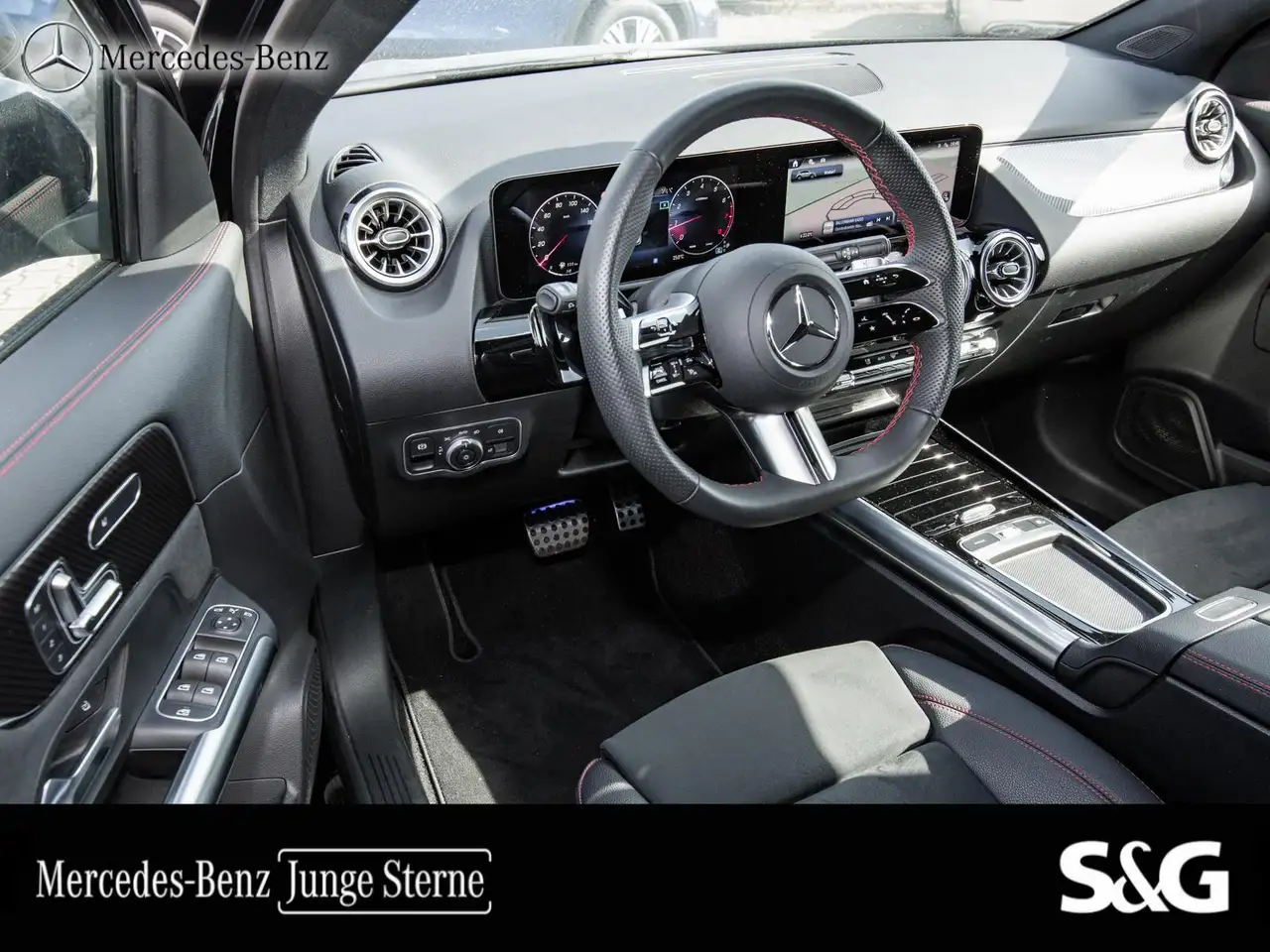 Mercedes-Benz GLA 200 AMG M-LED+360°+Night — Galería del vehículo 5
