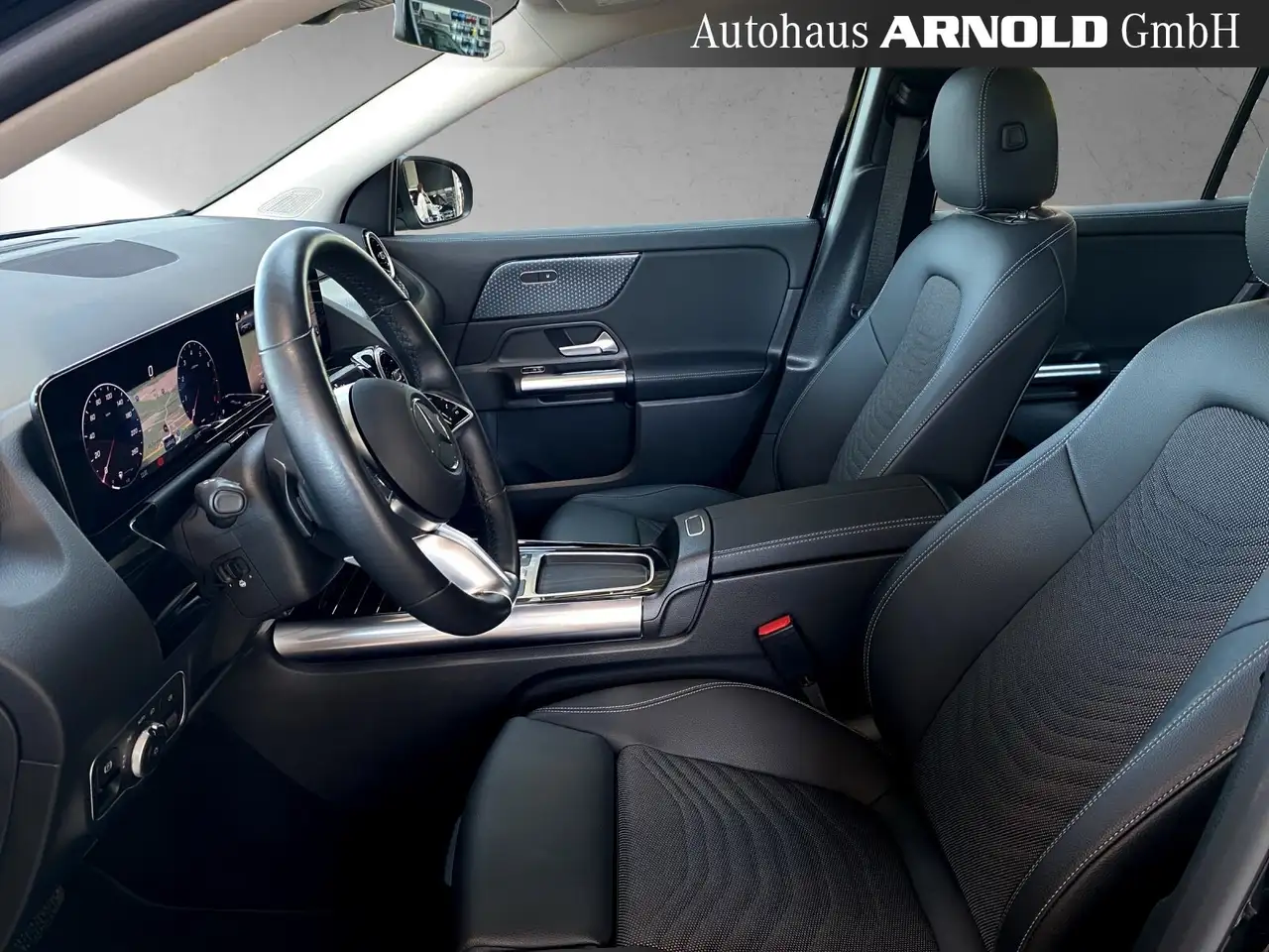 Mercedes-Benz GLA 200 GLA 200 Progressive Fahrass-P. 360° Winter-P DAB — Galería del vehículo 8