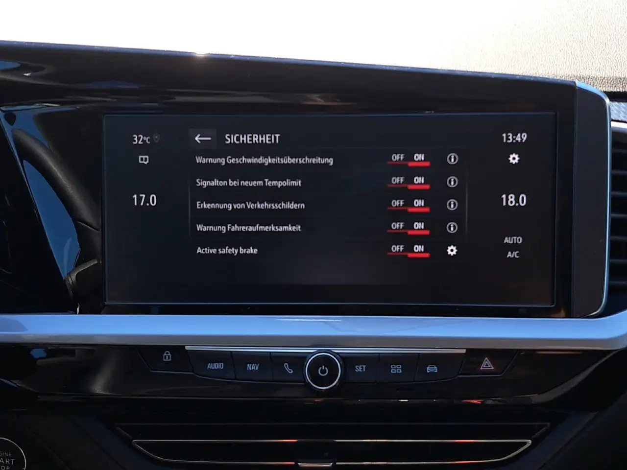 Opel Grandland 1.2 MHEV GS Line *MATRIX*NAVI*AHK*360°* — معرض صور السيارة 12