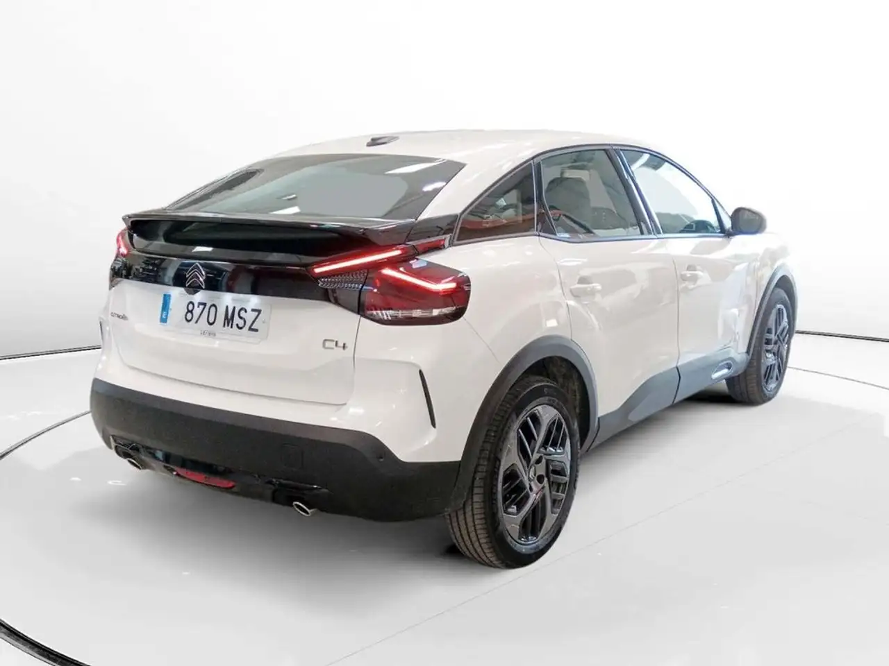 Citroen C4 1.2 PureTech Plus S&S 130 — Vehicle gallery 2