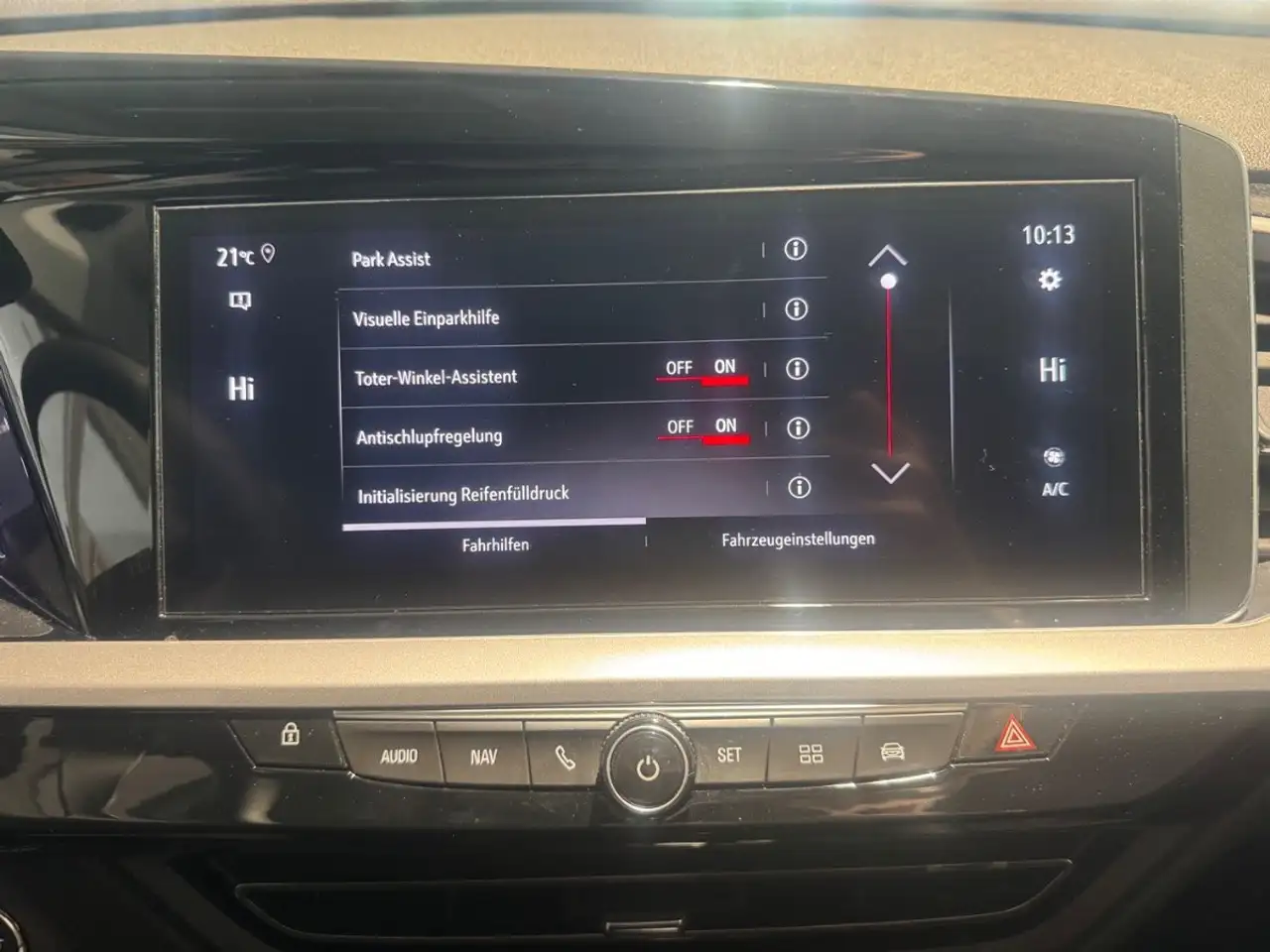 Opel Grandland 1.2 Turbo GS Line Alcantara+LED+Navi — Galería del vehículo 17