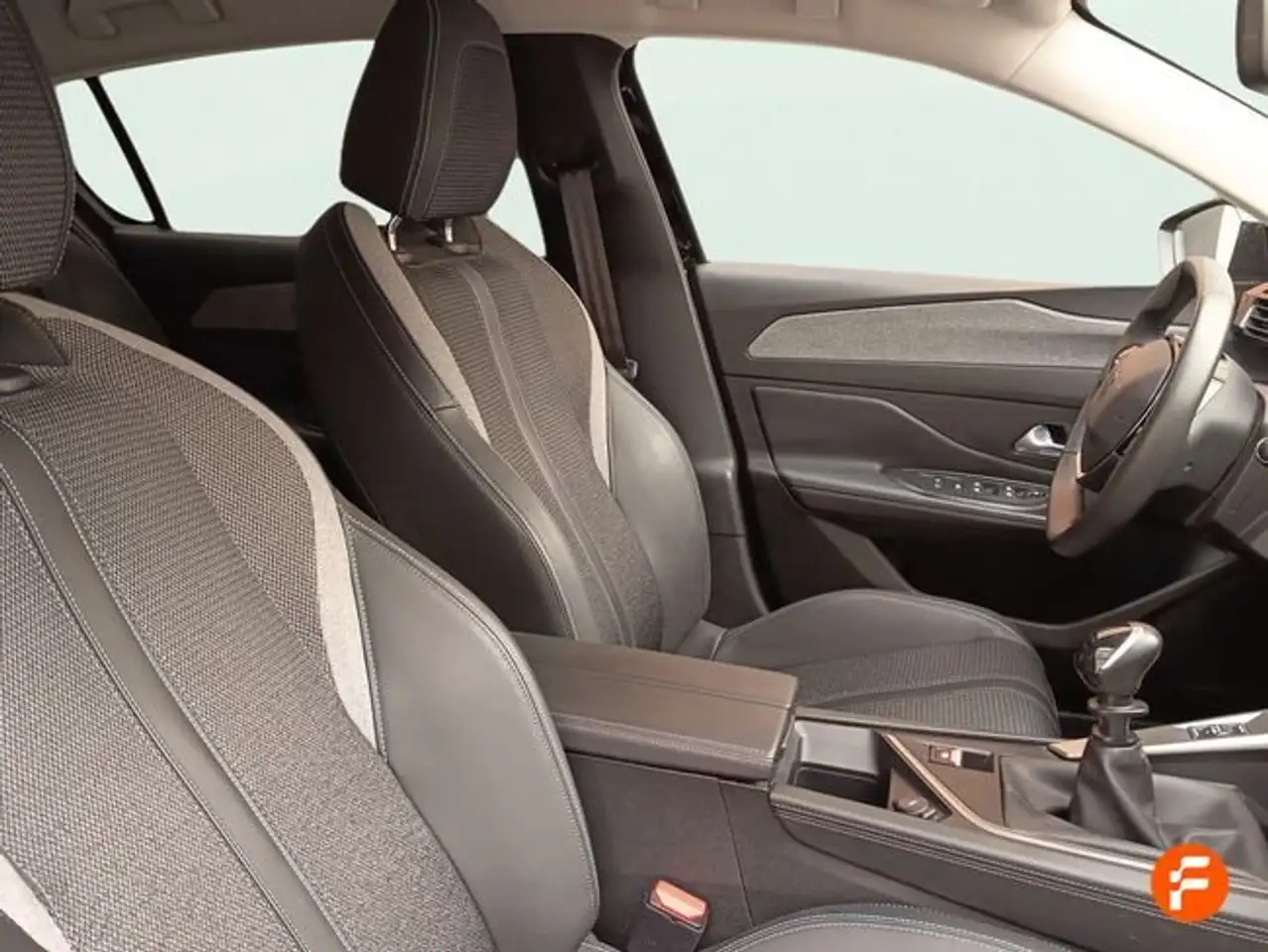 Peugeot 308 1.2 PureTech S&S Allure 130 — معرض صور السيارة 18