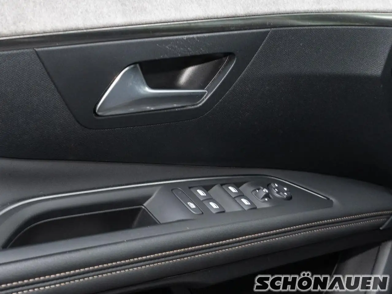 Peugeot 3008 1.2 PureTech 130 GT +360°+PANO+eHK+SHZ+NAV+ — معرض صور السيارة 5