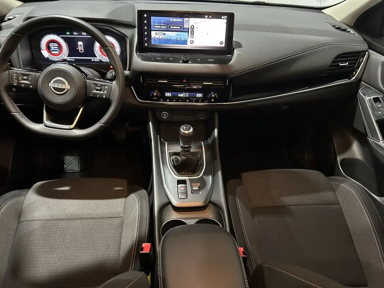 Nissan Qashqai 1.3 DIG-T mHEV 12V N-Connecta 4x2 103kW — Galería del vehículo 13