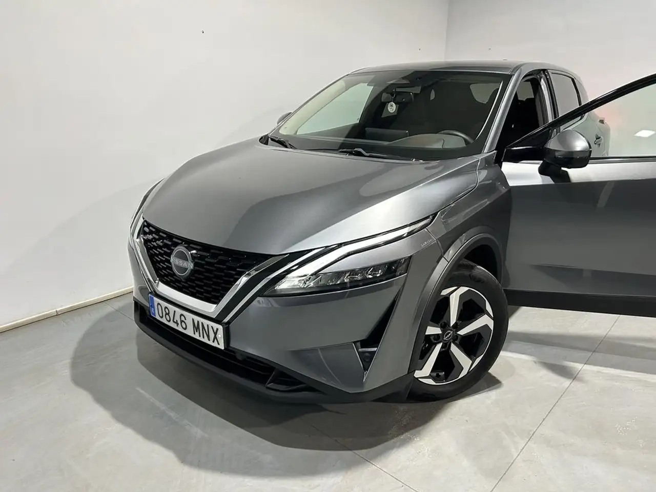 Nissan Qashqai 1.3 DIG-T mHEV 12V N-Connecta 4x2 103kW — Galería del vehículo 3