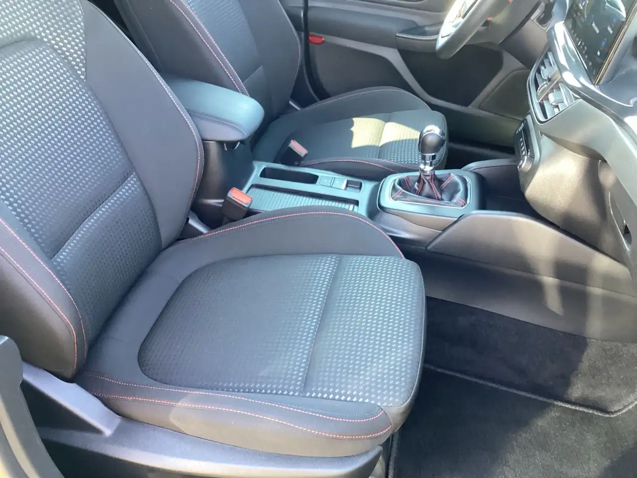 Ford Focus Turnier ST-Line*RFK*PP*LED*Winter-P.*Navi* — Vehicle gallery 18