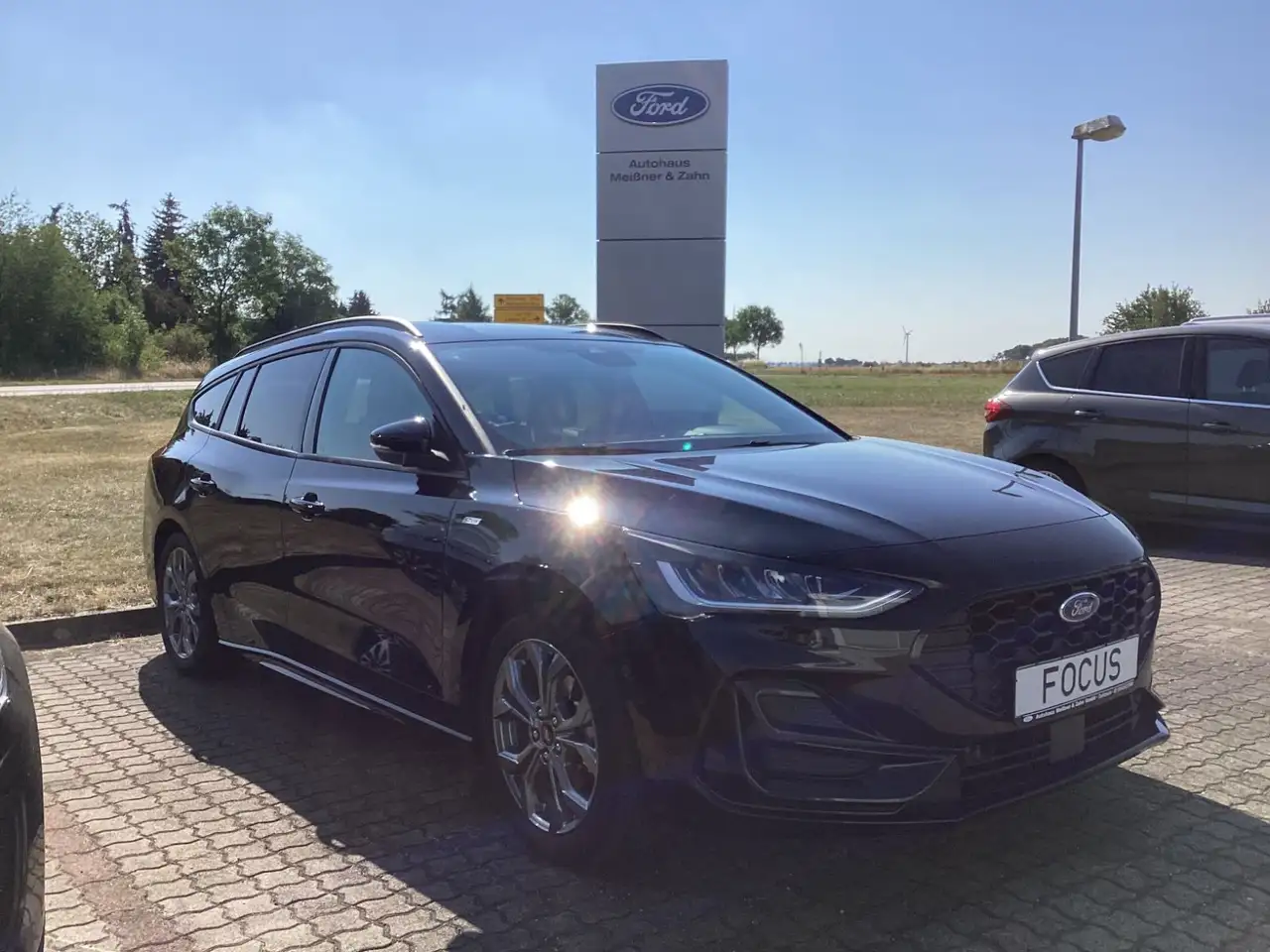 Ford Focus Turnier ST-Line*RFK*PP*LED*Winter-P.*Navi* — Vehicle gallery 3