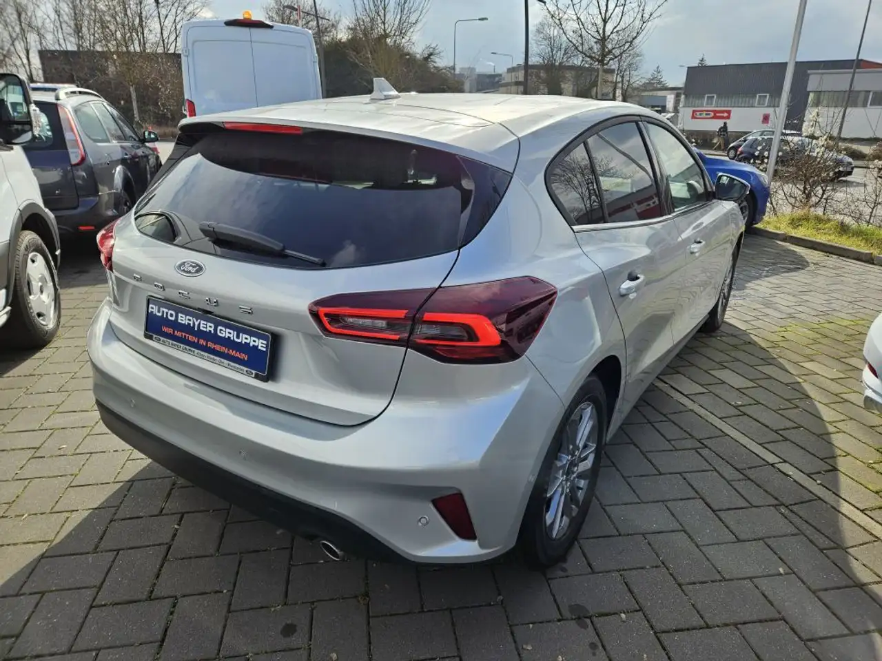 Ford Focus 1.0 EcoBoost Hybrid TITANIUM X — Galerie du véhicule 3