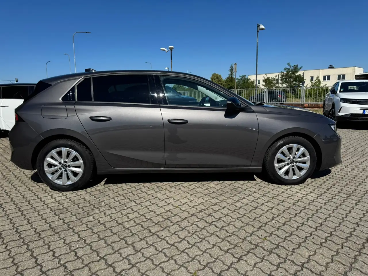 Opel Astra L Lim. 5-trg. Edition — Galerie du véhicule 7