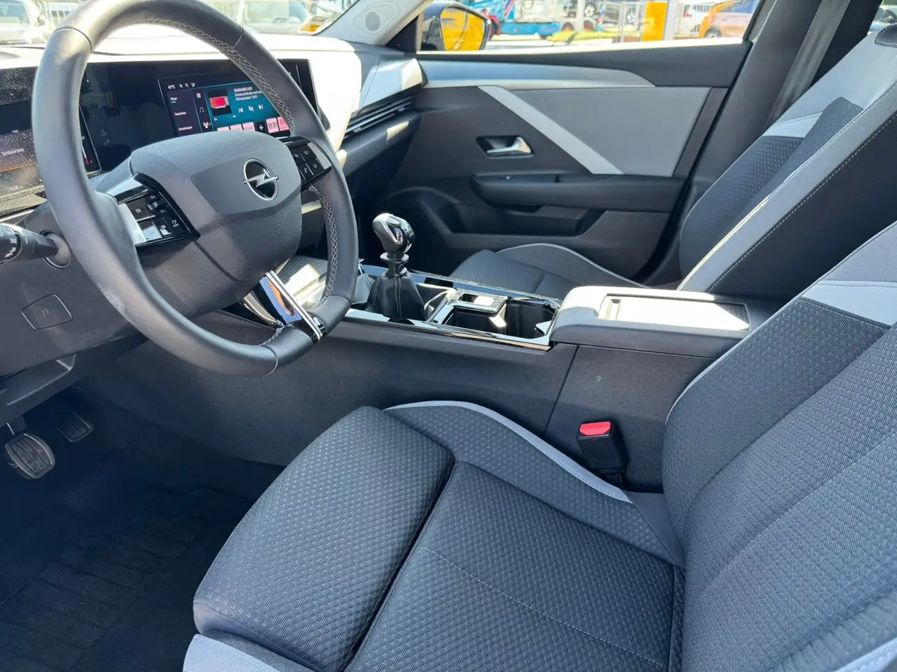 Opel Astra L Lim. 5-trg. Edition — Galerie du véhicule 14