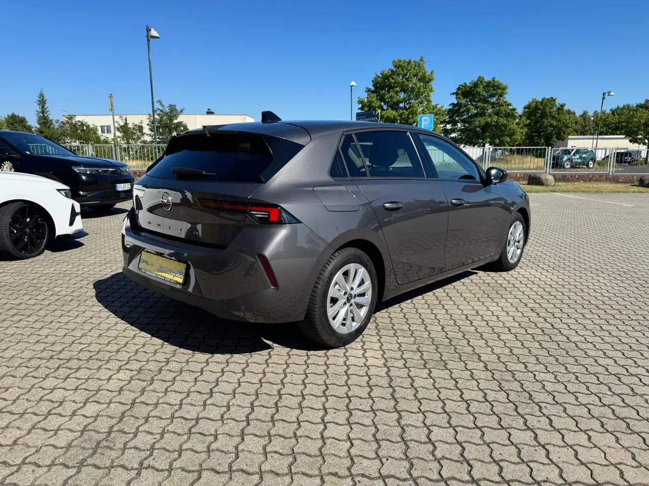 Opel Astra L Lim. 5-trg. Edition — Galerie du véhicule 6