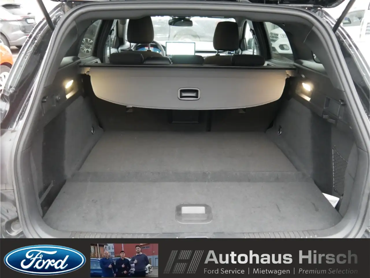 Ford Focus Turnier ST-Line X Navi LED ACC 1.Hand dig. Cockpit — Galerie du véhicule 21
