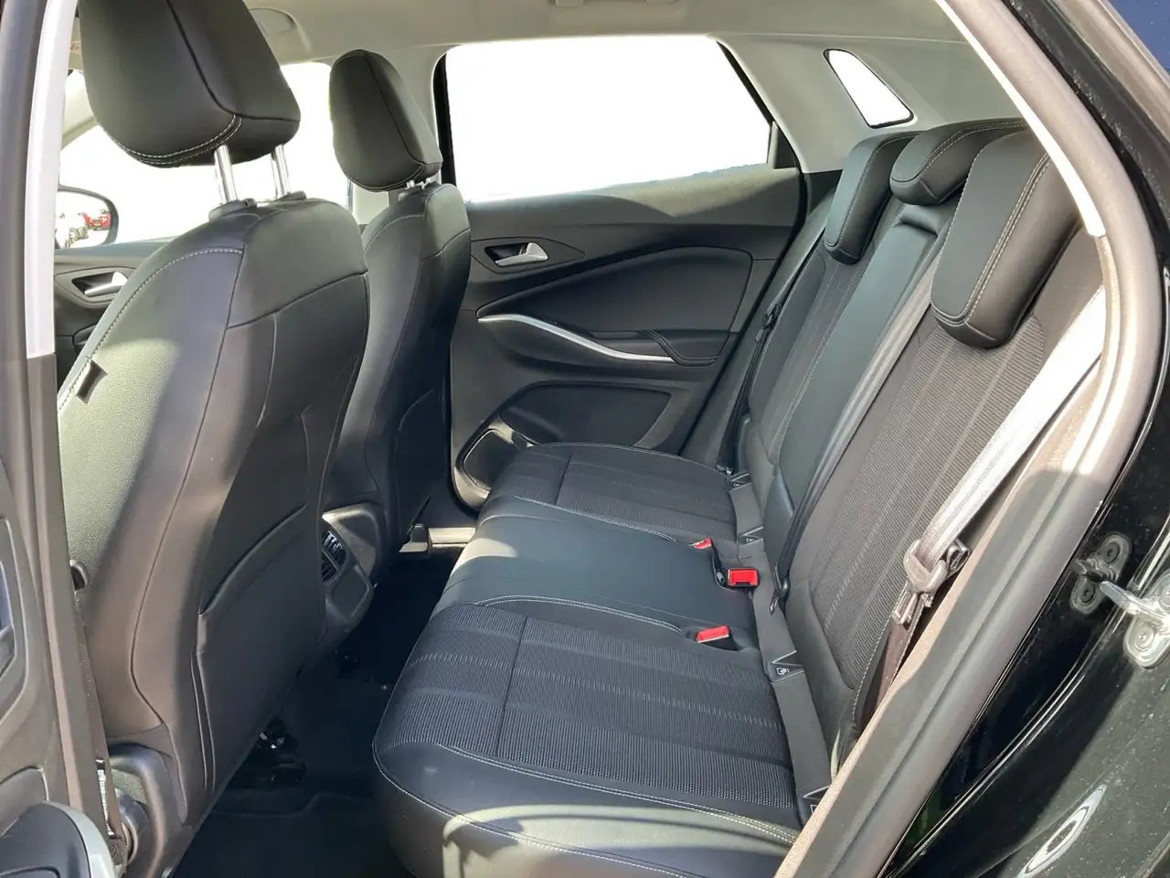 Opel Grandland 1.2 Enjoy Garantie!! Kamera, NAVI, — معرض صور السيارة 15
