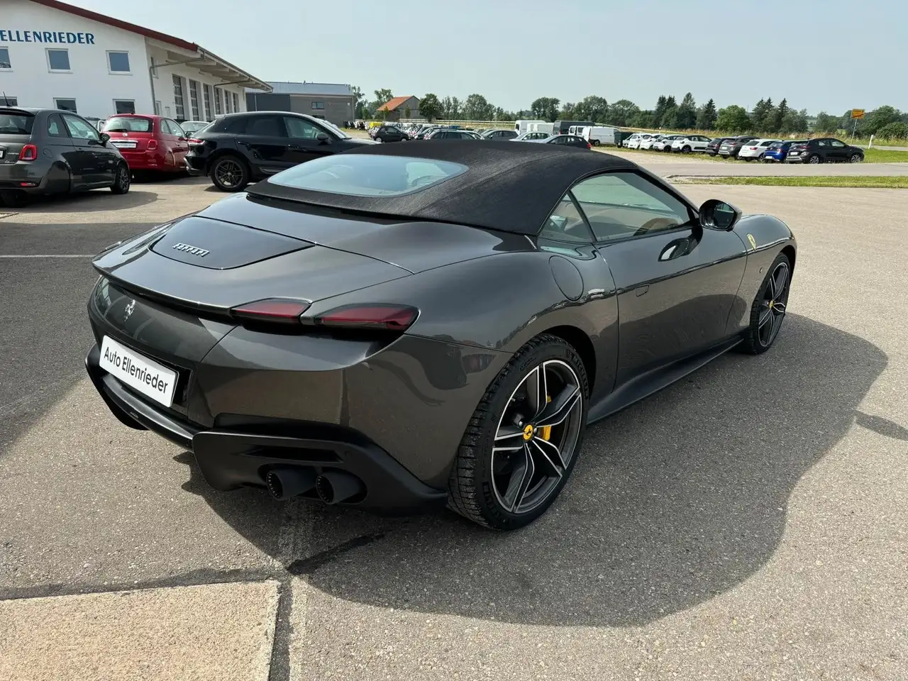 Ferrari Roma 3.9 T V8 Spider DCT, in CANNA DI FUCILE — معرض صور السيارة 7