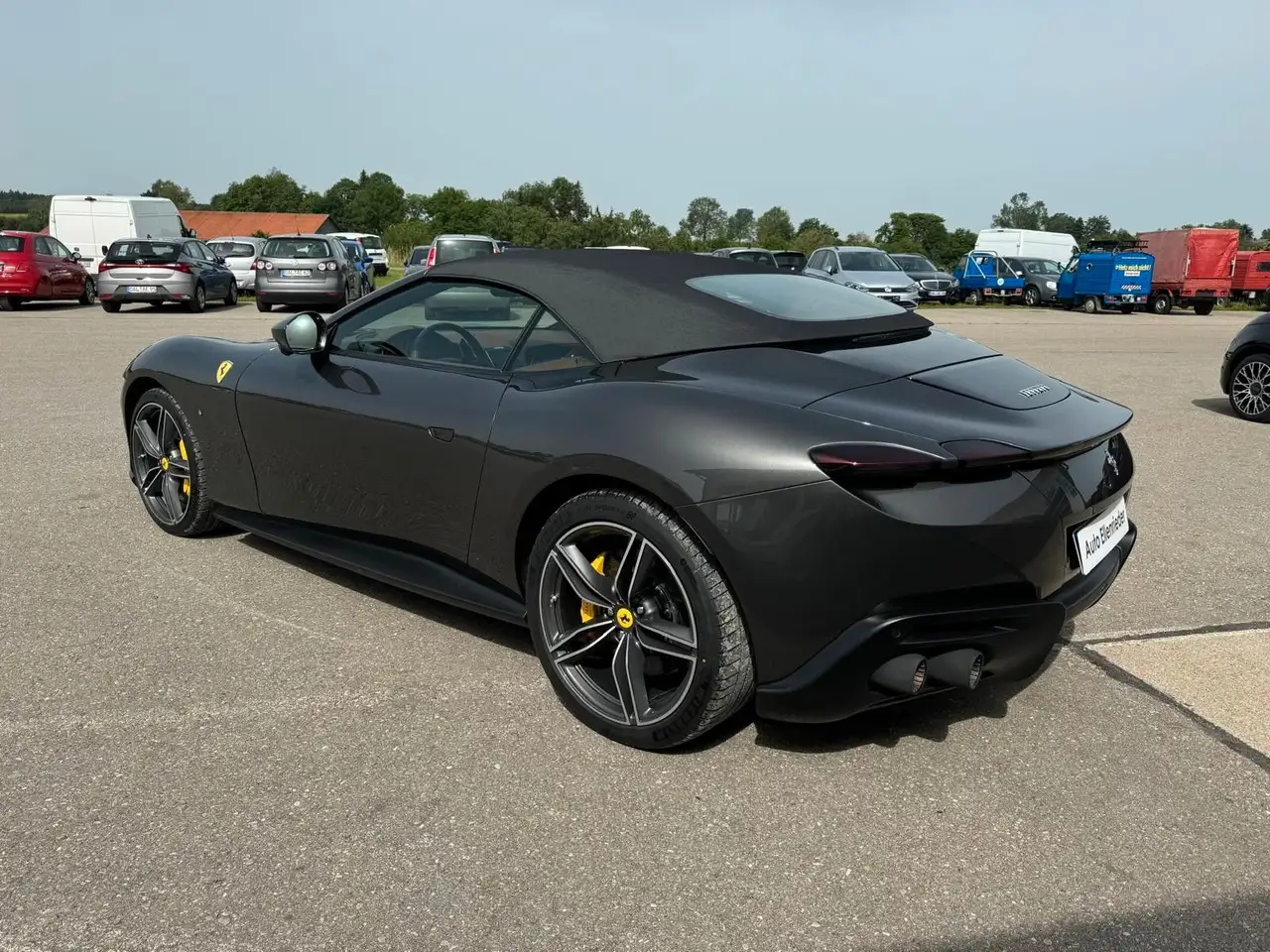 Ferrari Roma 3.9 T V8 Spider DCT, in CANNA DI FUCILE — معرض صور السيارة 5