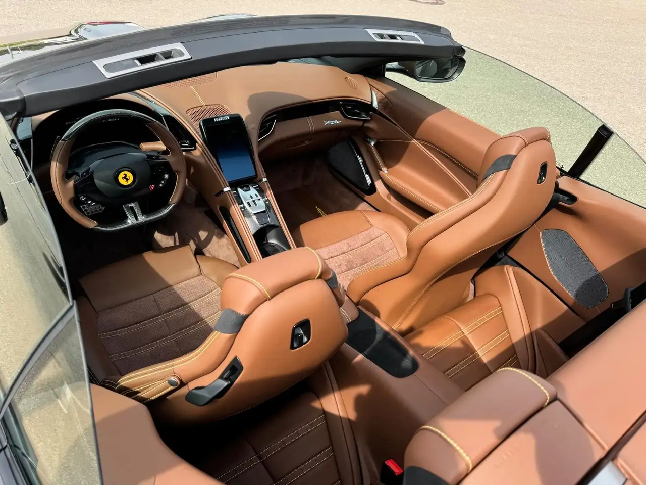 Ferrari Roma 3.9 T V8 Spider DCT, in CANNA DI FUCILE — معرض صور السيارة 12