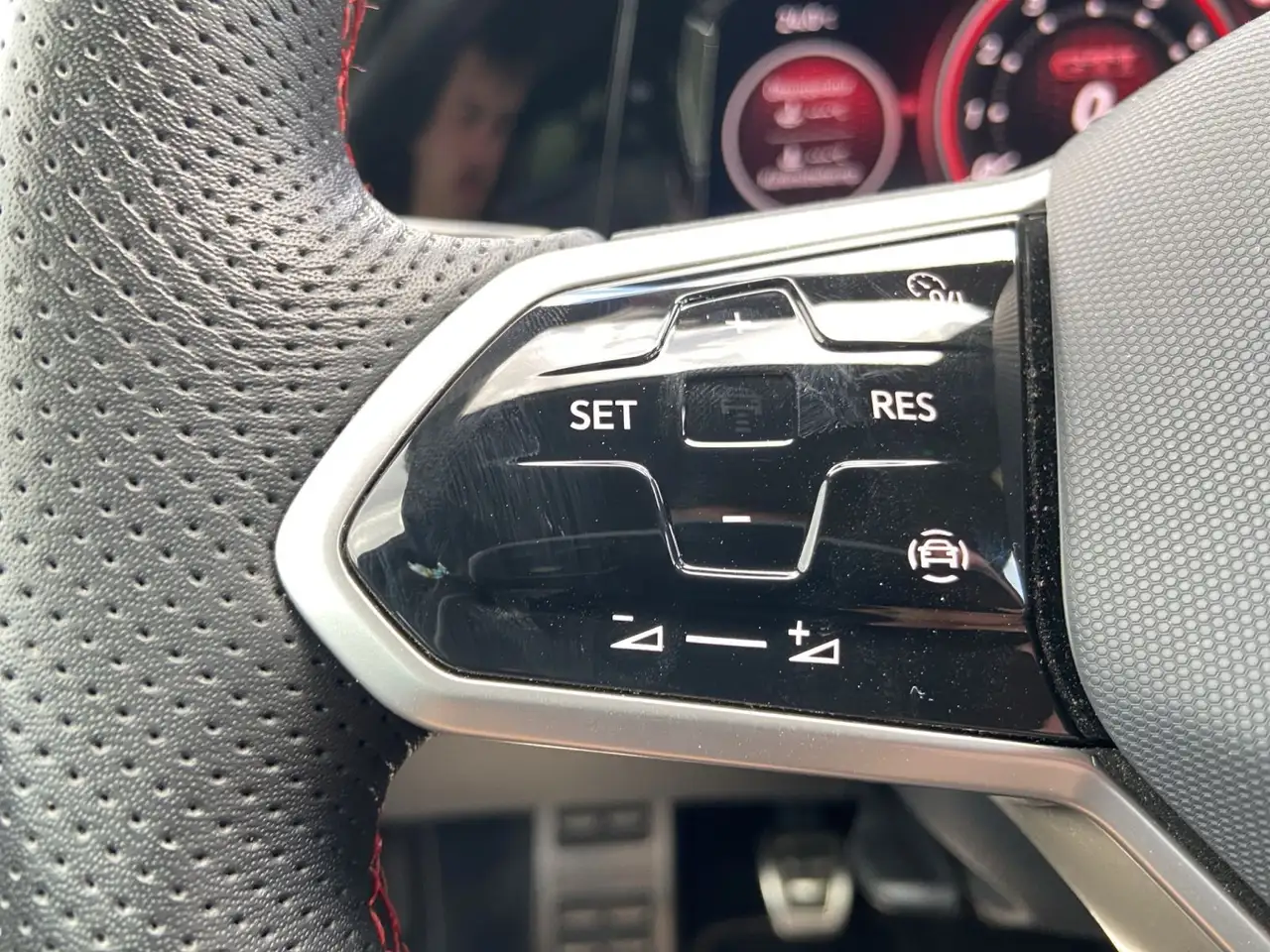 Volkswagen Golf GTI Golf VIII GTI 180kW DSG GTI *NAVI*KLIMA*LED* — معرض صور السيارة 23