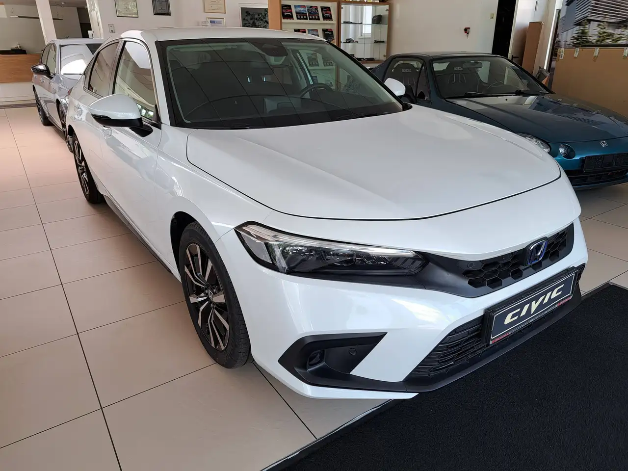 Honda Civic Civic e:HEV 2.0 i-MMD Hybrid Elegance — Königheim