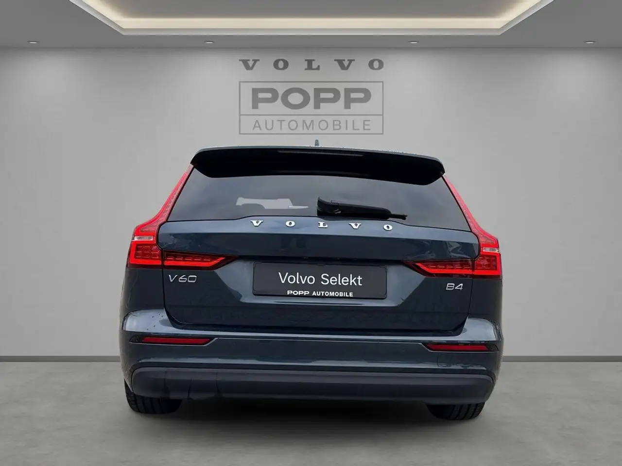 Volvo V60 B4 FWD Core 17" 360° 4xSHZ ACC FHZ LED LHZ — Galerie du véhicule 5