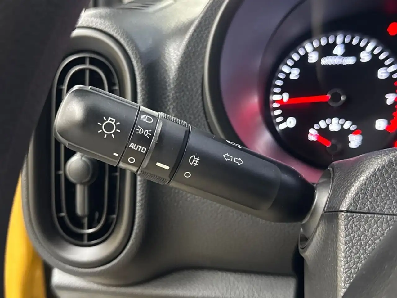 Kia Picanto 1.0 DPi Concept — Galerie du véhicule 20