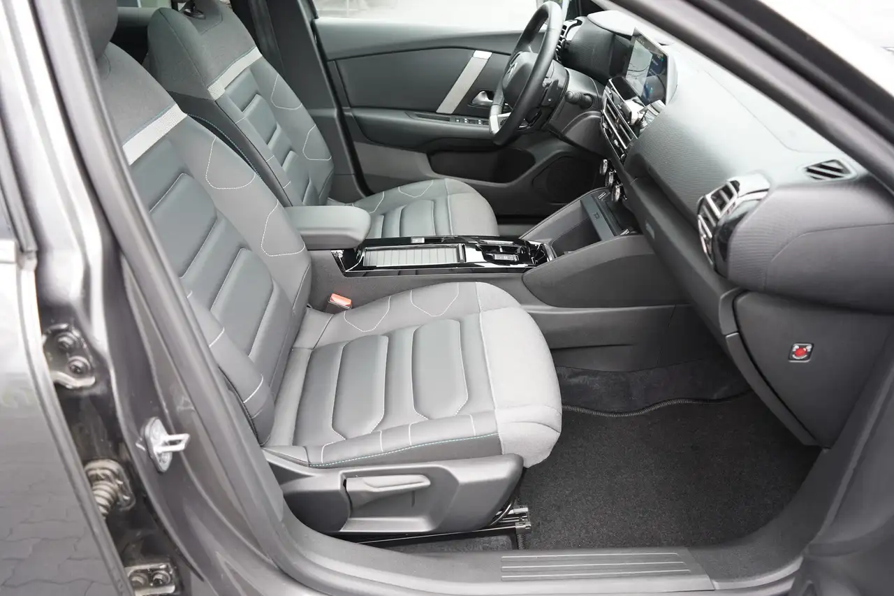 Citroen C4 1.2 12V e-THP Plus LED Navi ACC Totwinkel — معرض صور السيارة 27