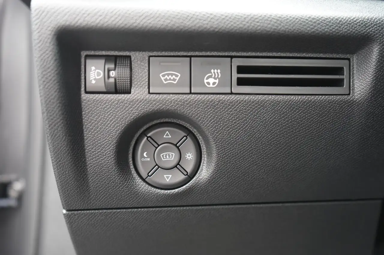 Citroen C4 1.2 12V e-THP Plus LED Navi ACC Totwinkel — معرض صور السيارة 23
