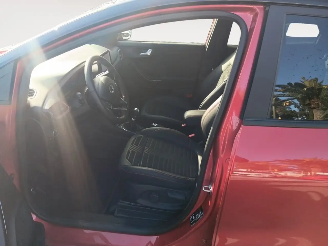 Ford Puma 1.0 EcoBoost MHEV ST-Line X 125 — معرض صور السيارة 11