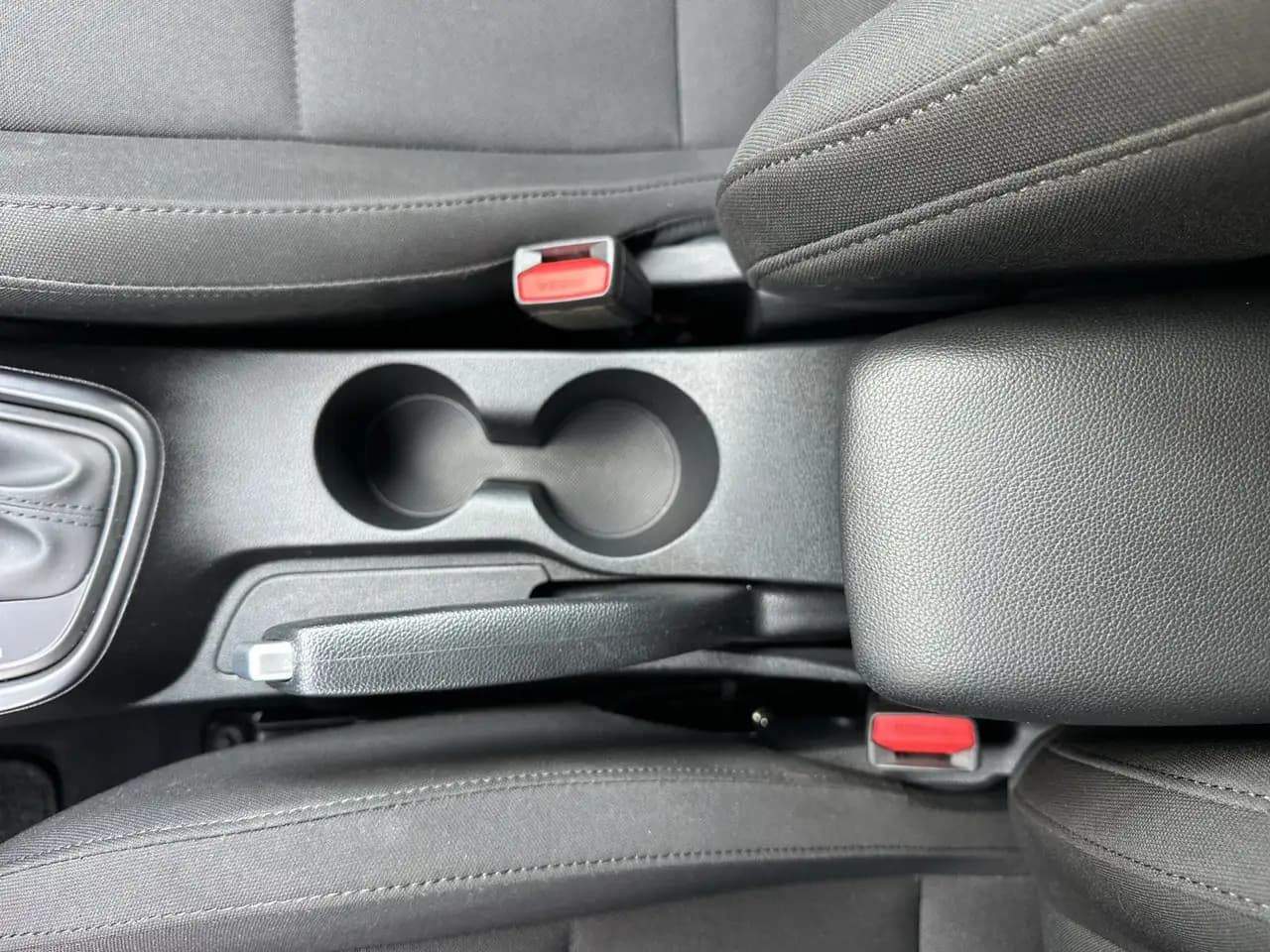 Hyundai i20 Prime 1.0 T-GDI Mild-Hybrid Scheckheft Navi — Galería del vehículo 15