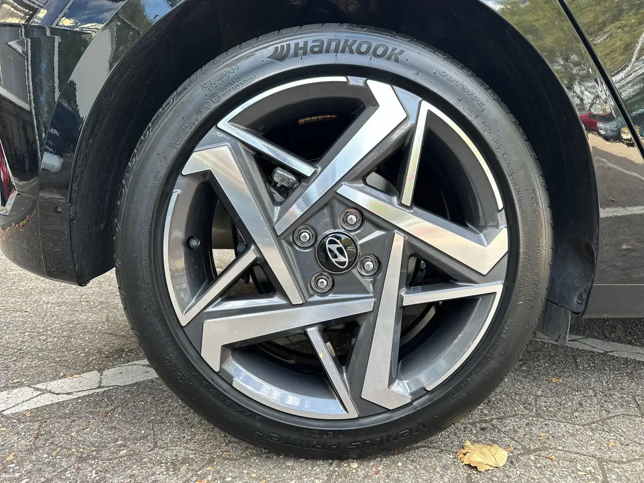 Hyundai i20 Prime 1.0 T-GDI Mild-Hybrid Scheckheft Navi — Galería del vehículo 20