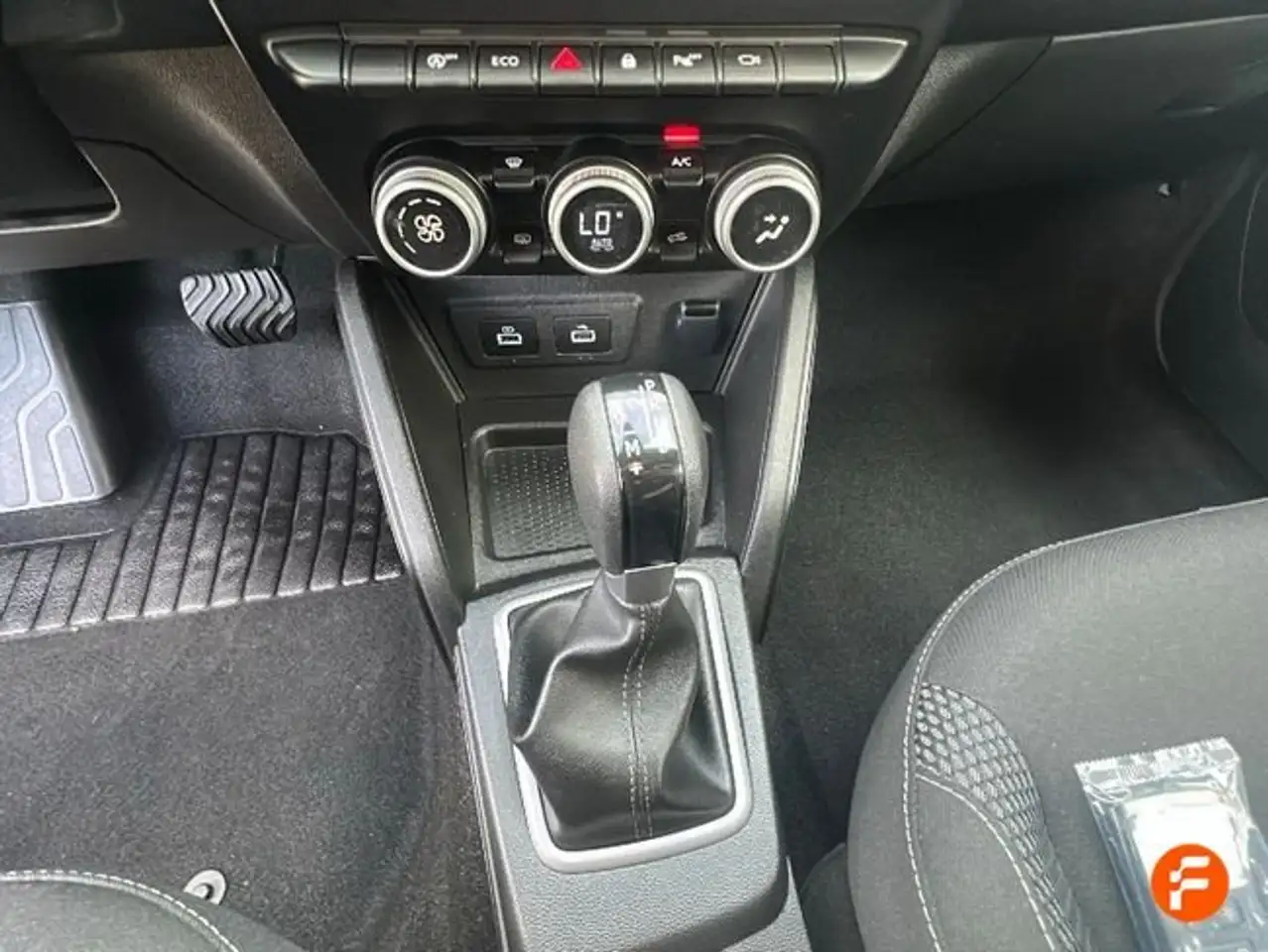 Dacia Duster 1.3 TCe Journey Go EDC 4x2 110kW — معرض صور السيارة 23