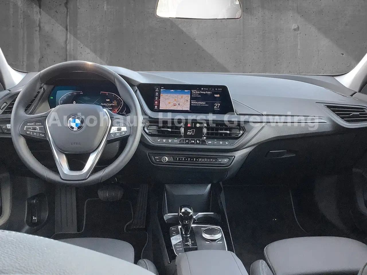 BMW 118 i AT Sport Line Navi-Prof. Touchscreen PDC — معرض صور السيارة 13