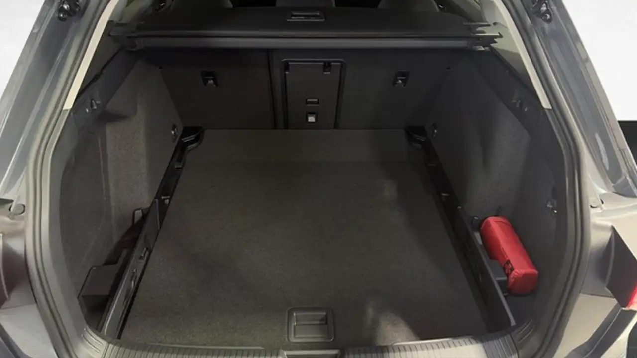 Volkswagen Golf Variant Move 1.5 eTSI DSG /AHK/Matrix/Navi — معرض صور السيارة 7