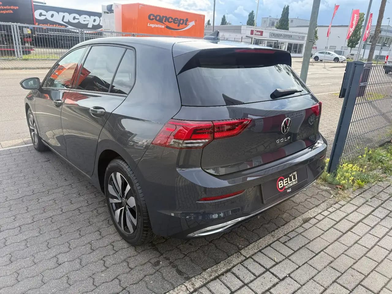 Volkswagen Golf VIII Lim. Move 1.0 TSI FINANZIERUNG — Vehicle gallery 7
