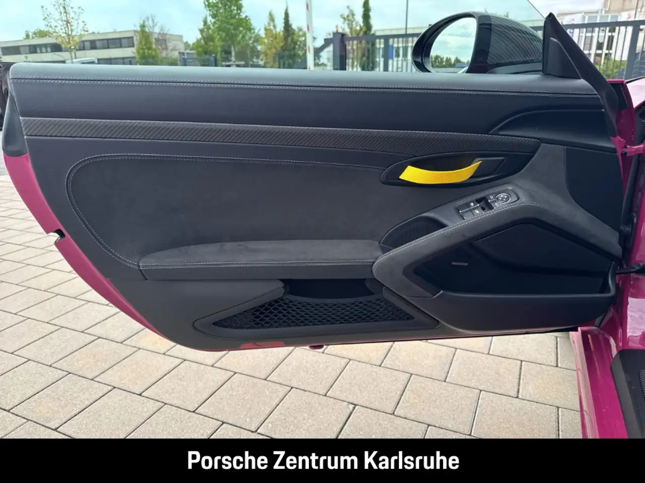 Porsche 718 Spyder RS Weissach-Paket Liftsystem-VA BOSE — Galería del vehículo 18