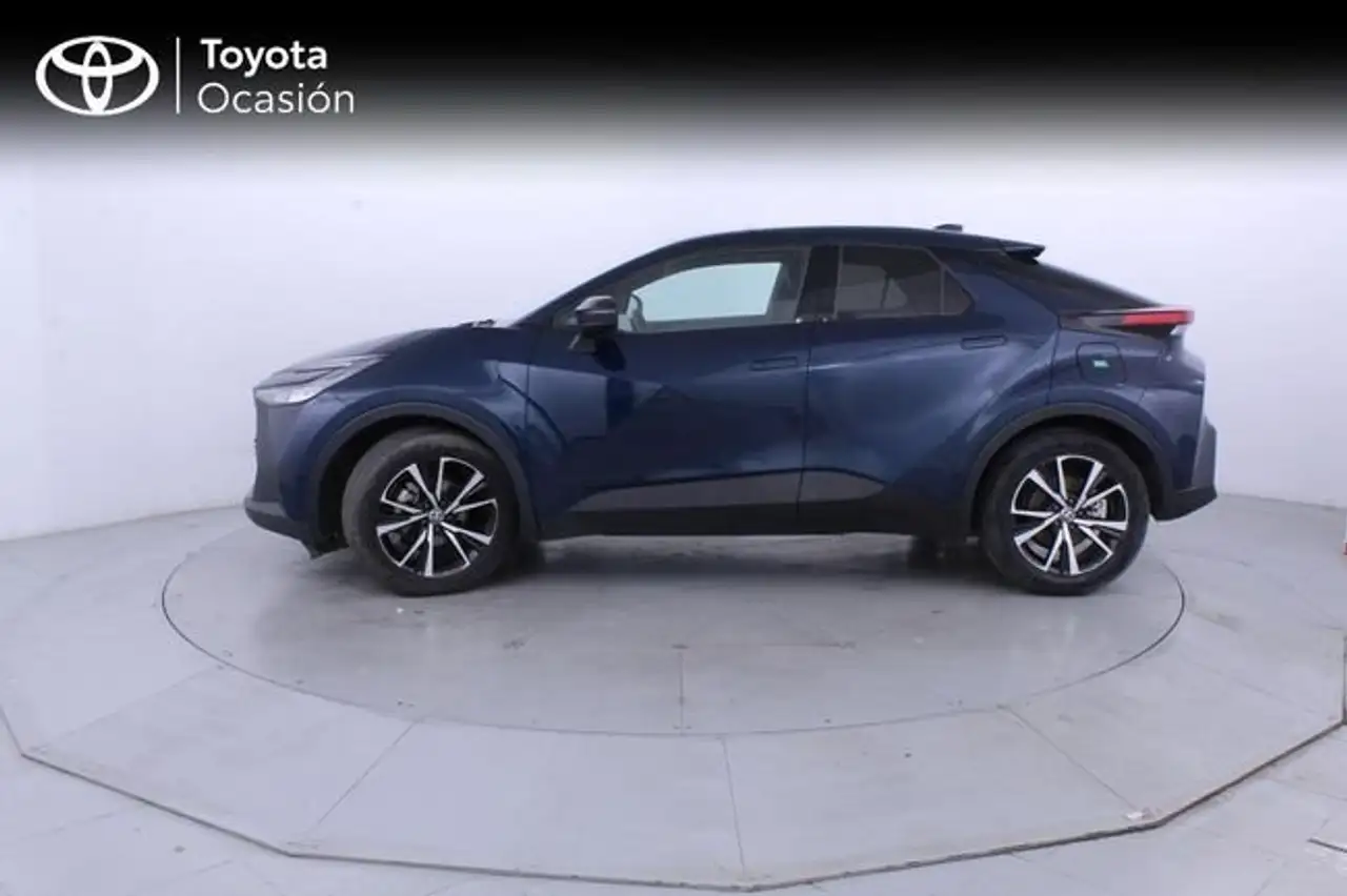 Toyota C-HR 140H Advance — Vehicle gallery 3