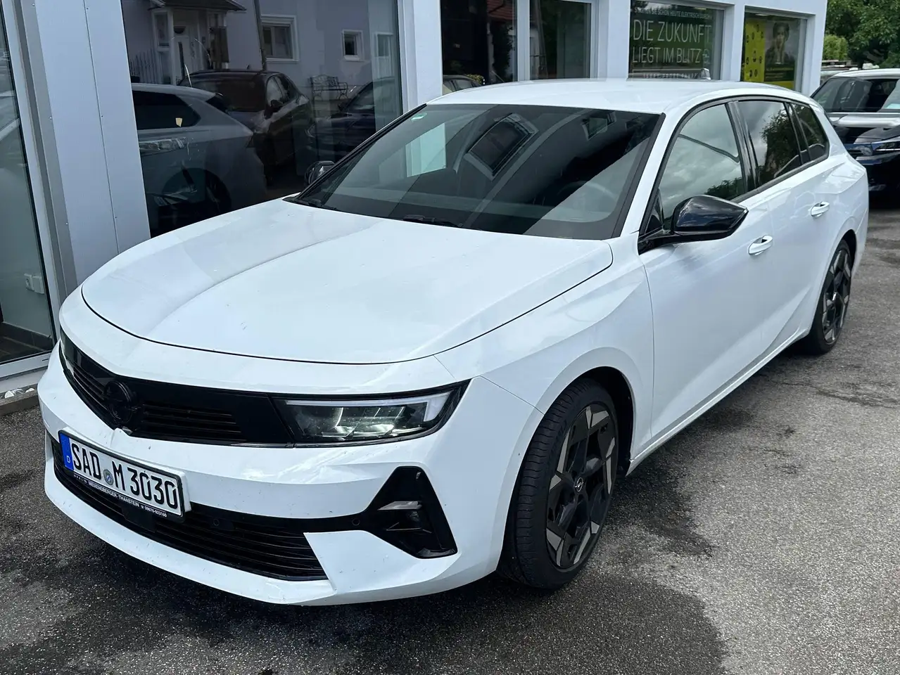 Opel Astra GS 18" Räder Navigation Multimedia Rückfahrkamera Sitz- und Lenkradheizung — معرض صور السيارة 4