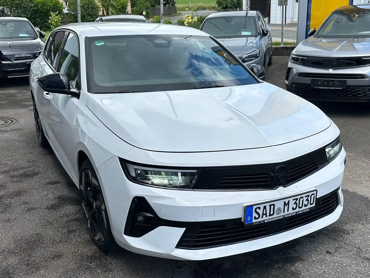 Opel Astra GS 18" Räder Navigation Multimedia Rückfahrkamera Sitz- und Lenkradheizung — معرض صور السيارة 2