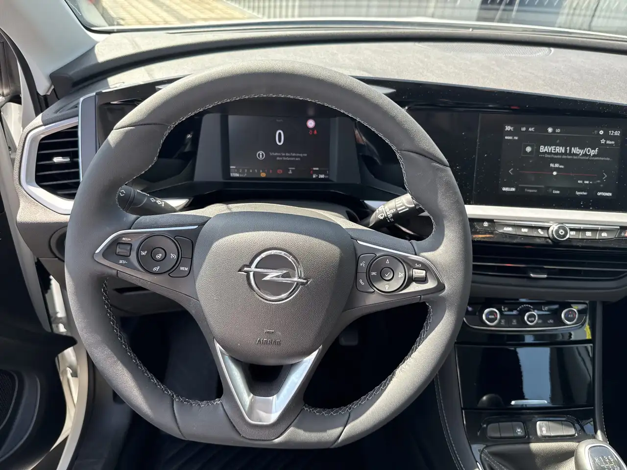 Opel Grandland 1.2 Turbo Enjoy **Sitzheizung**PDC** — Vehicle gallery 7