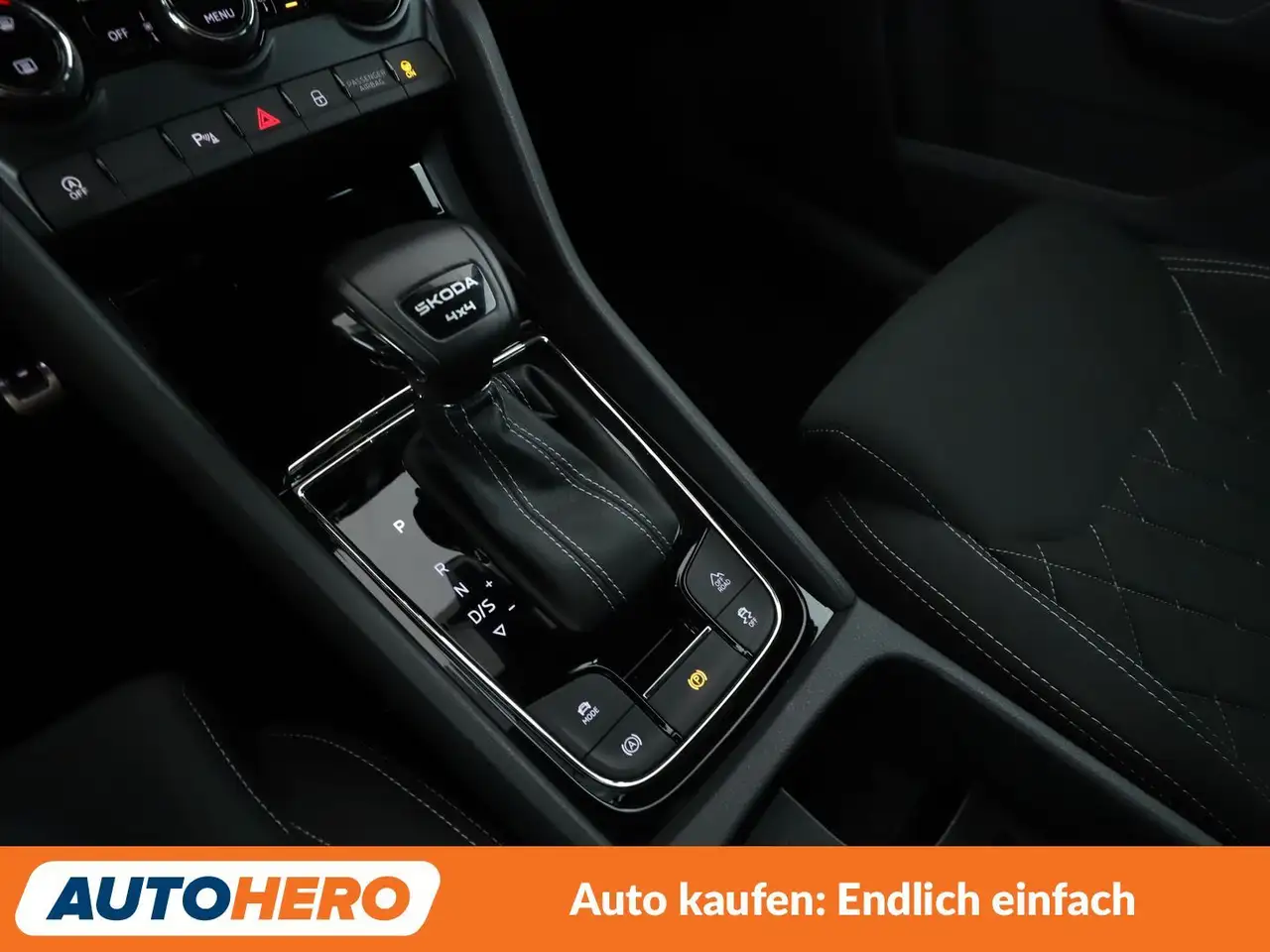 Skoda Karoq 2.0 TSI Sportline 4x4 Aut.*NAVI*LED*ACC* — معرض صور السيارة 25